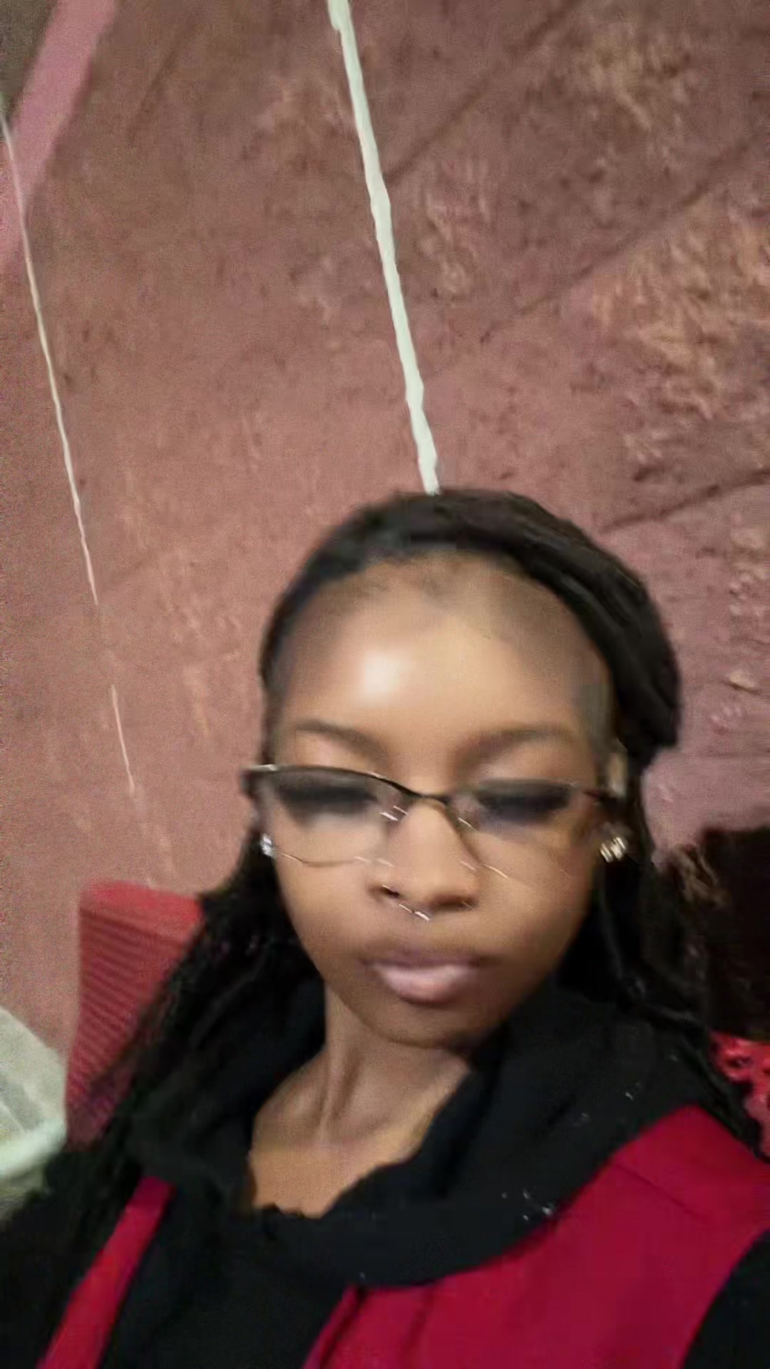 @🦈