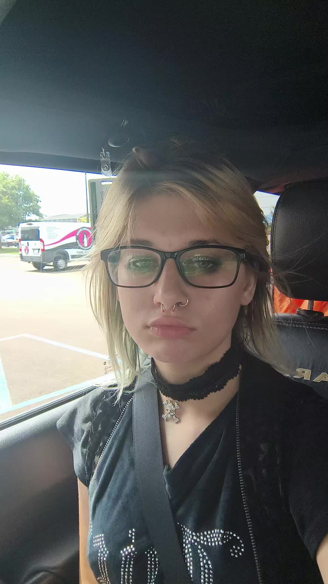 @cringekidwithaglowup