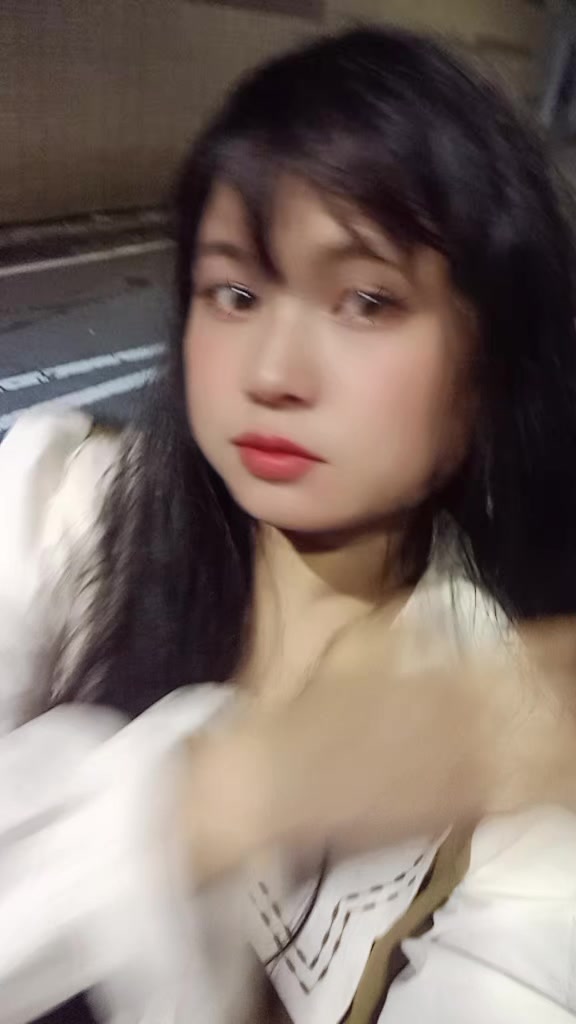@Ayu
