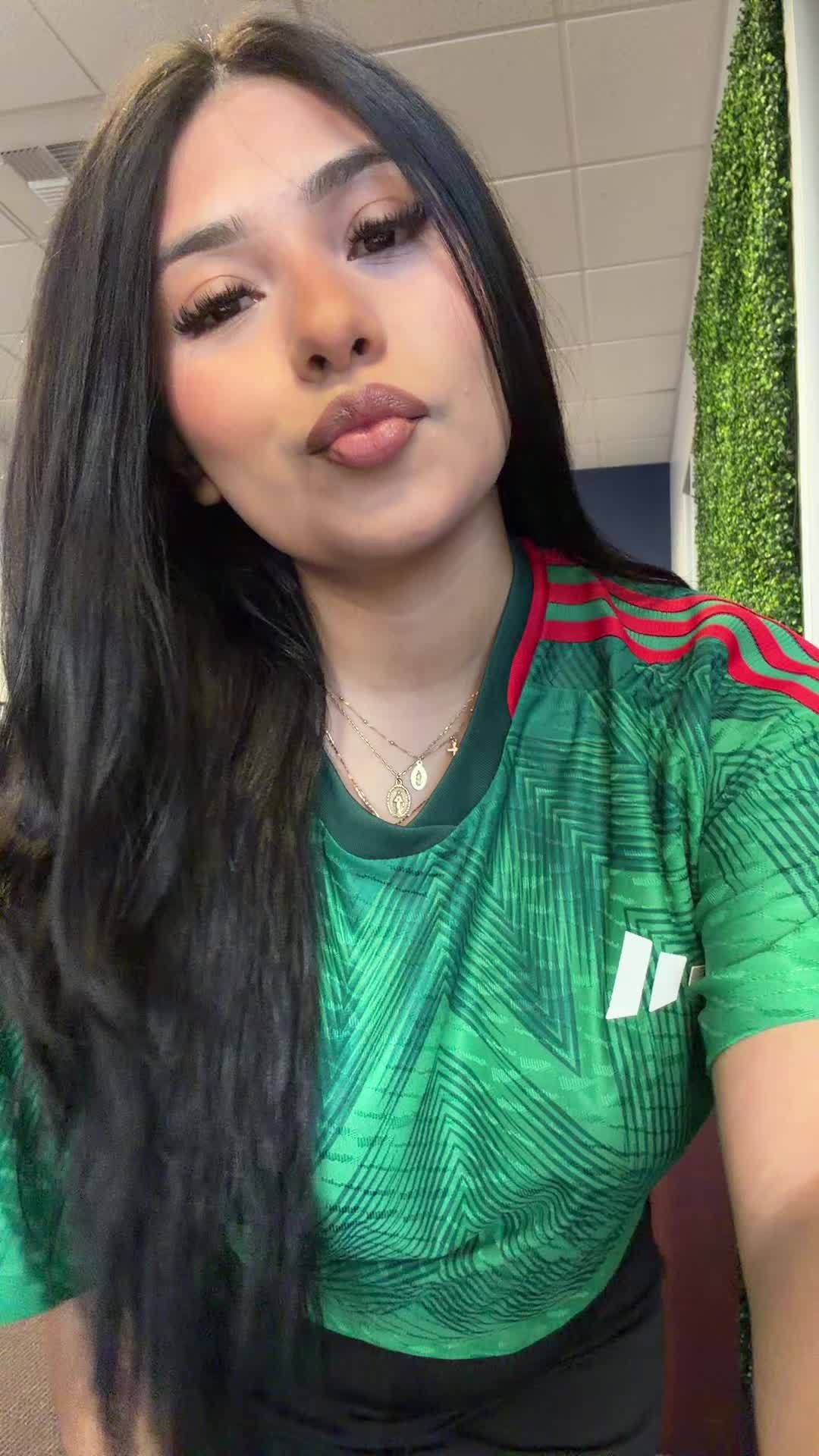 @Alexzandra &epsilon;&iuml;з