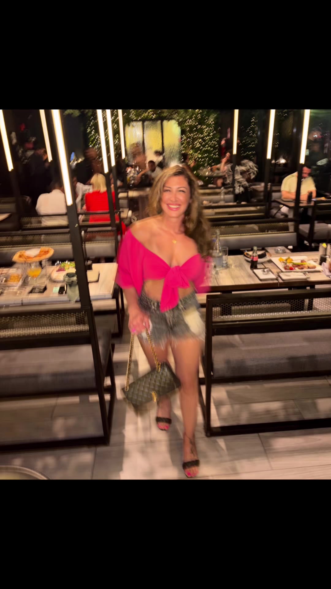 @Dana Dee68