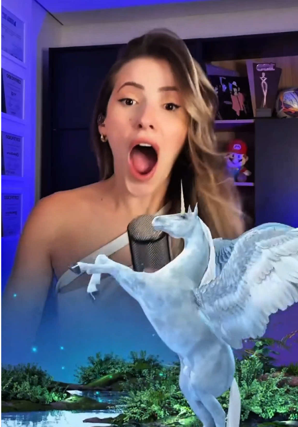 @Madu Campos | CANTORA 🦋