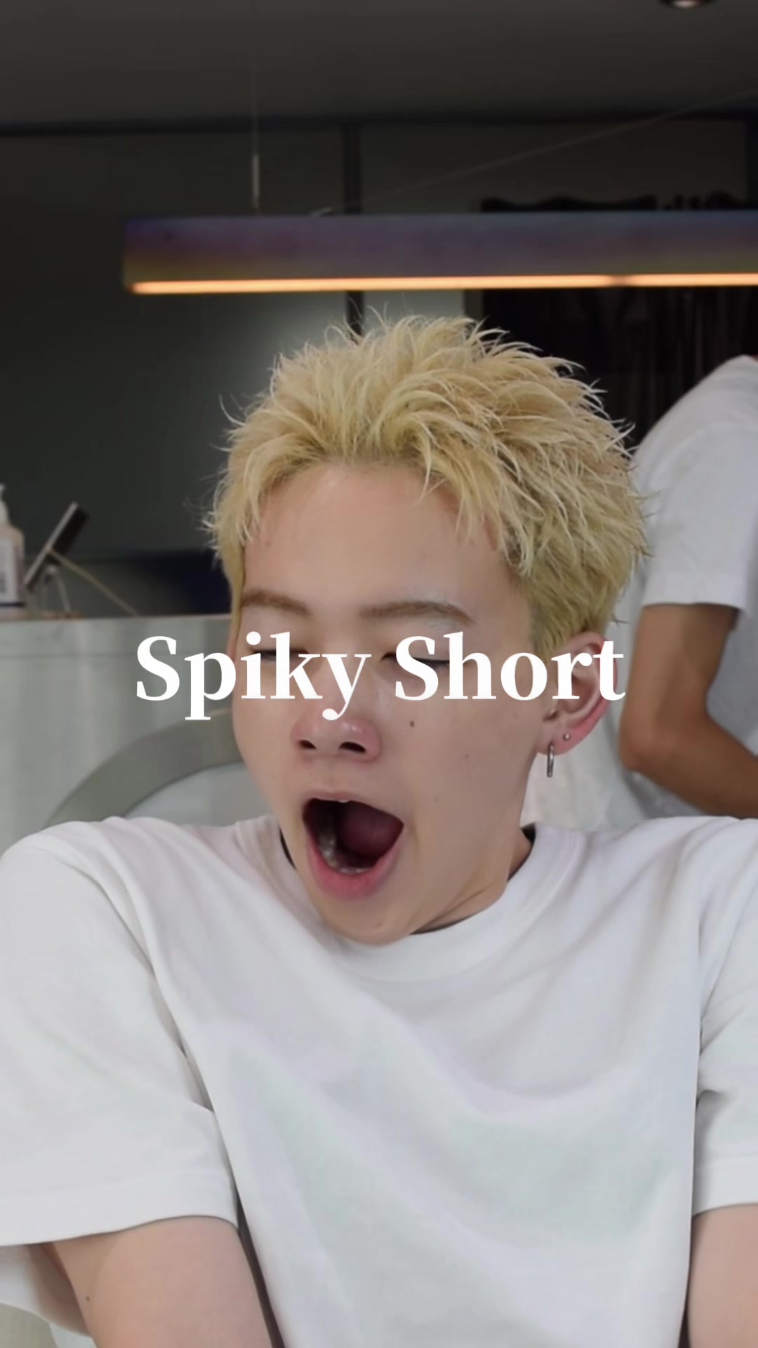@シュンスケ