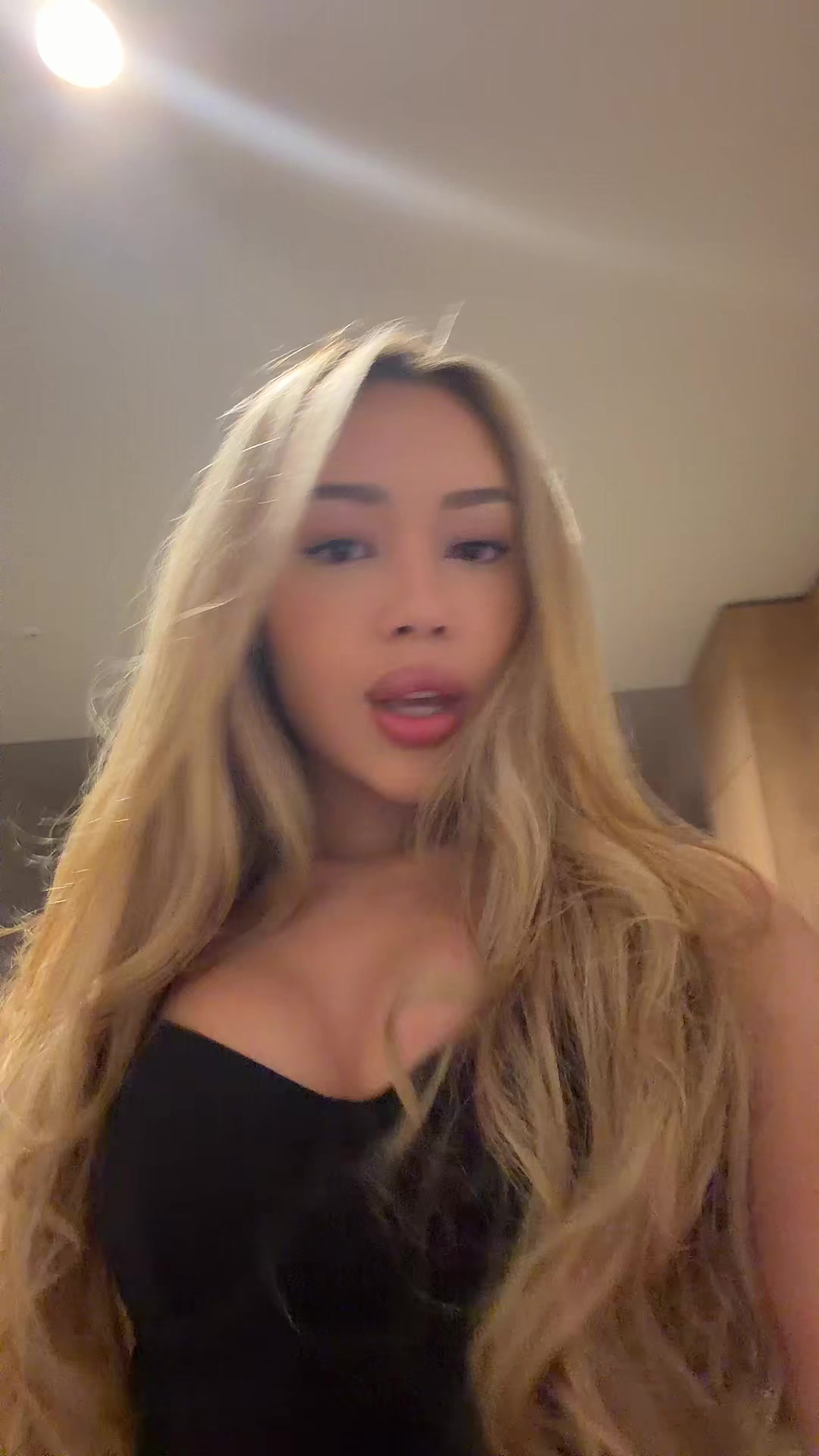 @bella g