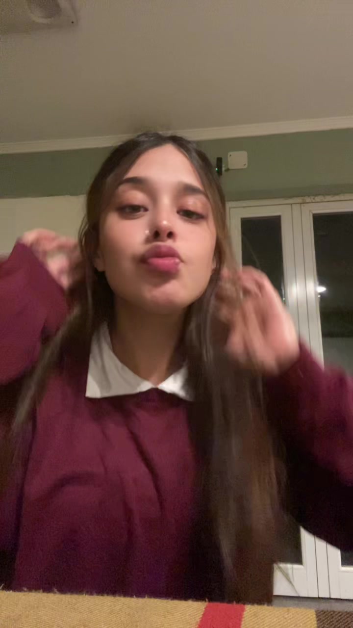 @valeemacallister