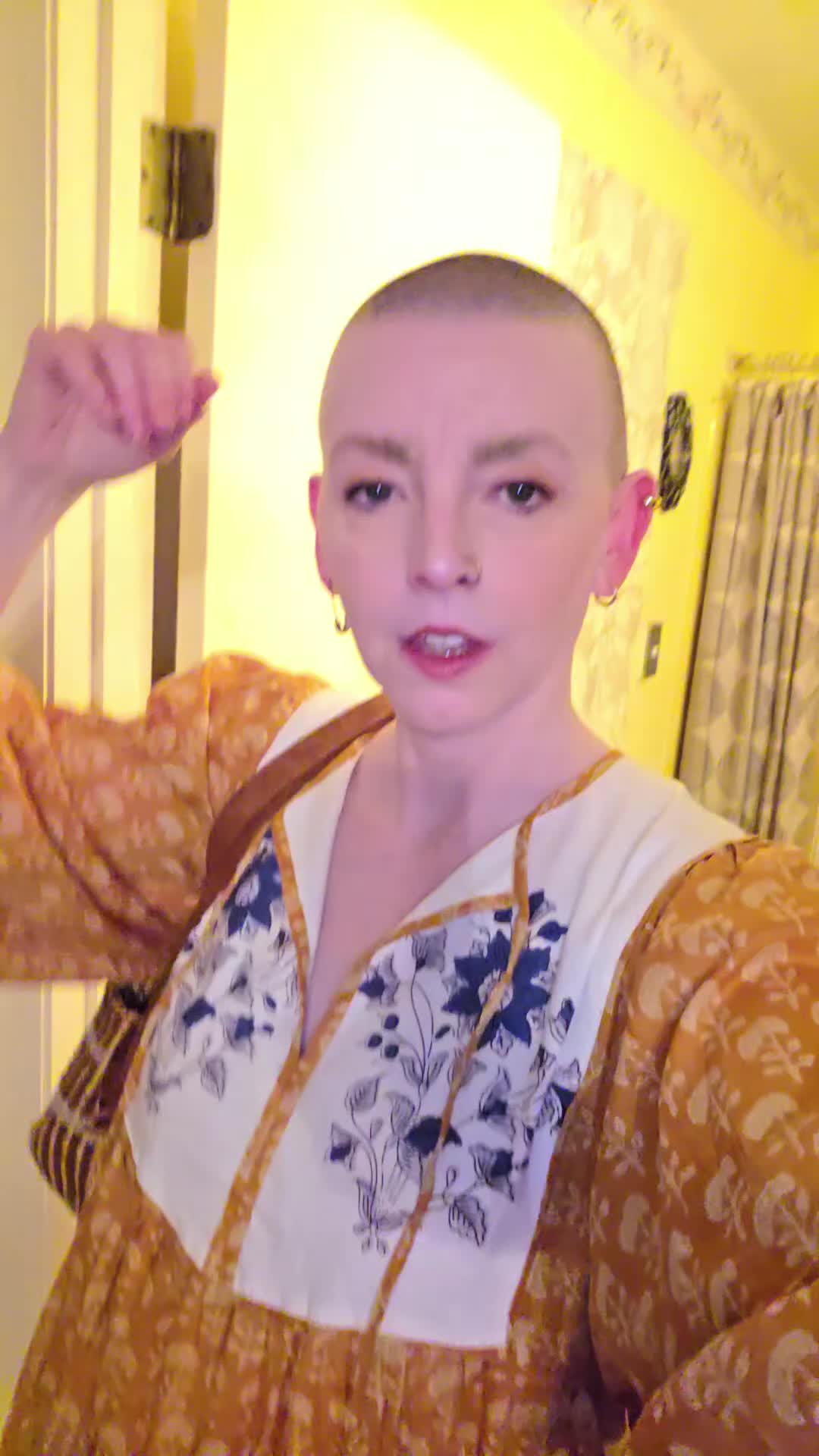 @Buzzcutgirl3