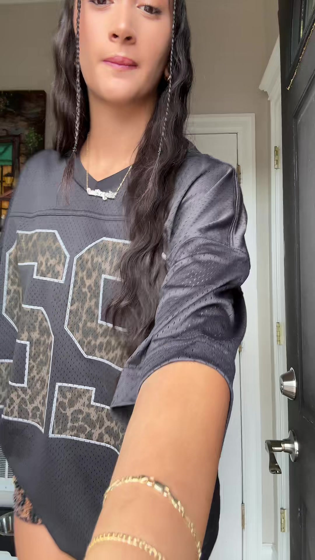 @the.queen.herself.22