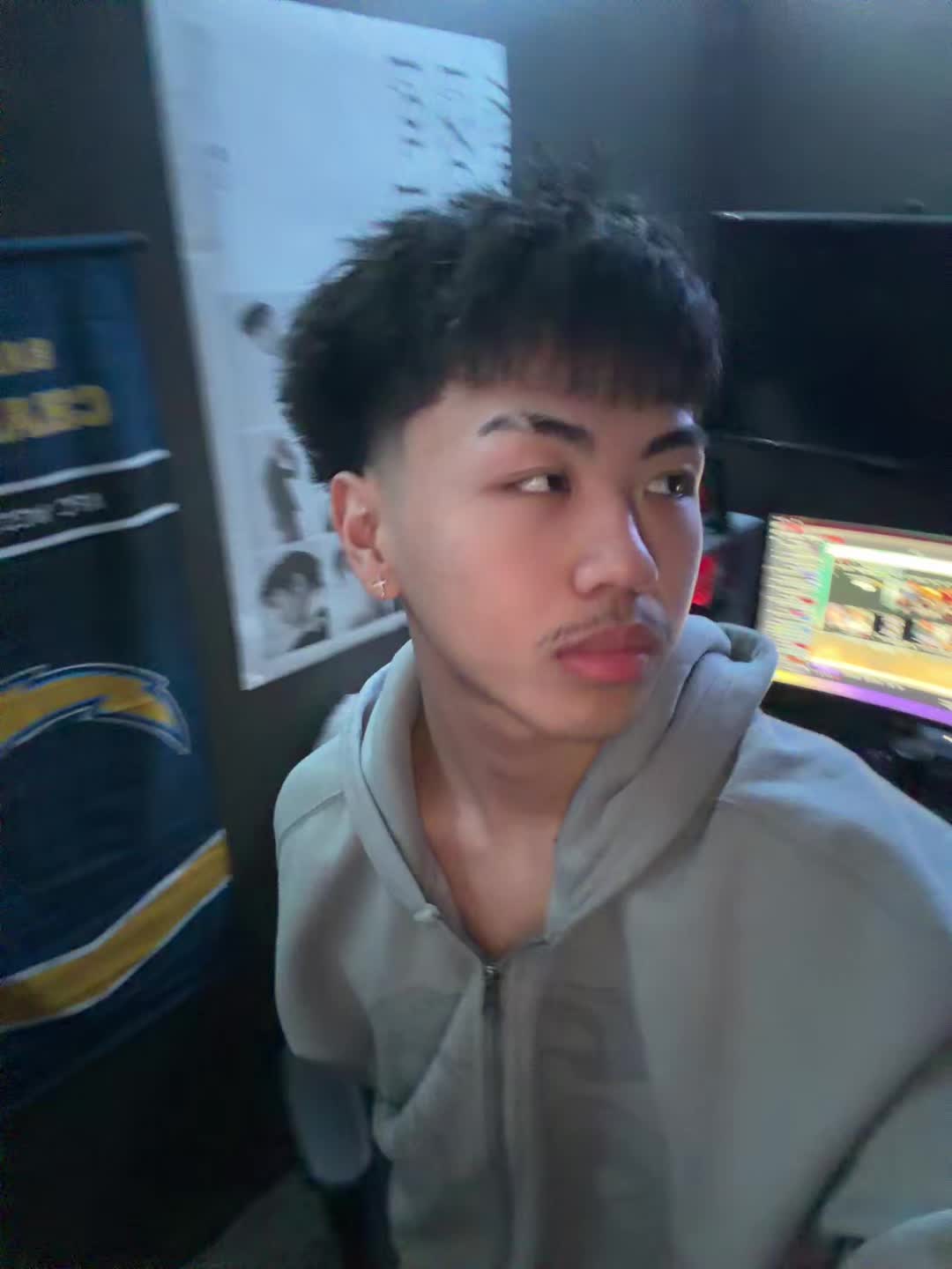 @yajshii