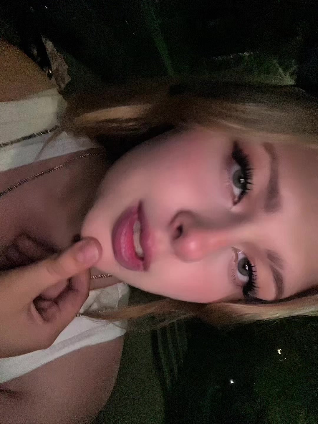 @viola