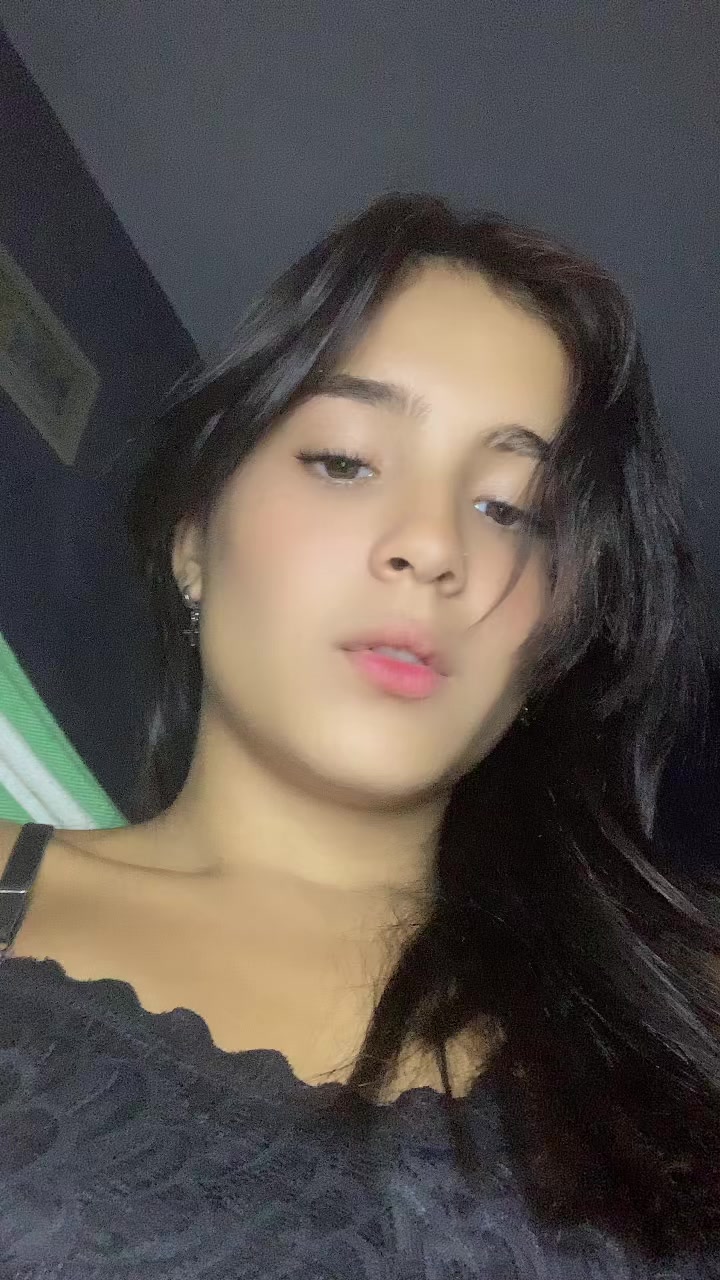 @ISABELLA_OLIVEIRA 🏳️⚧️🔥