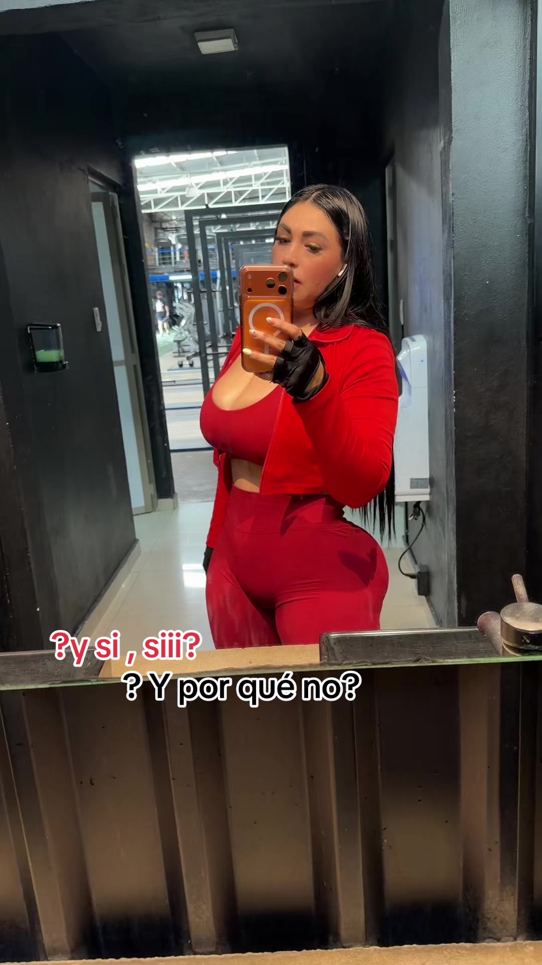 @Karina Fernandez