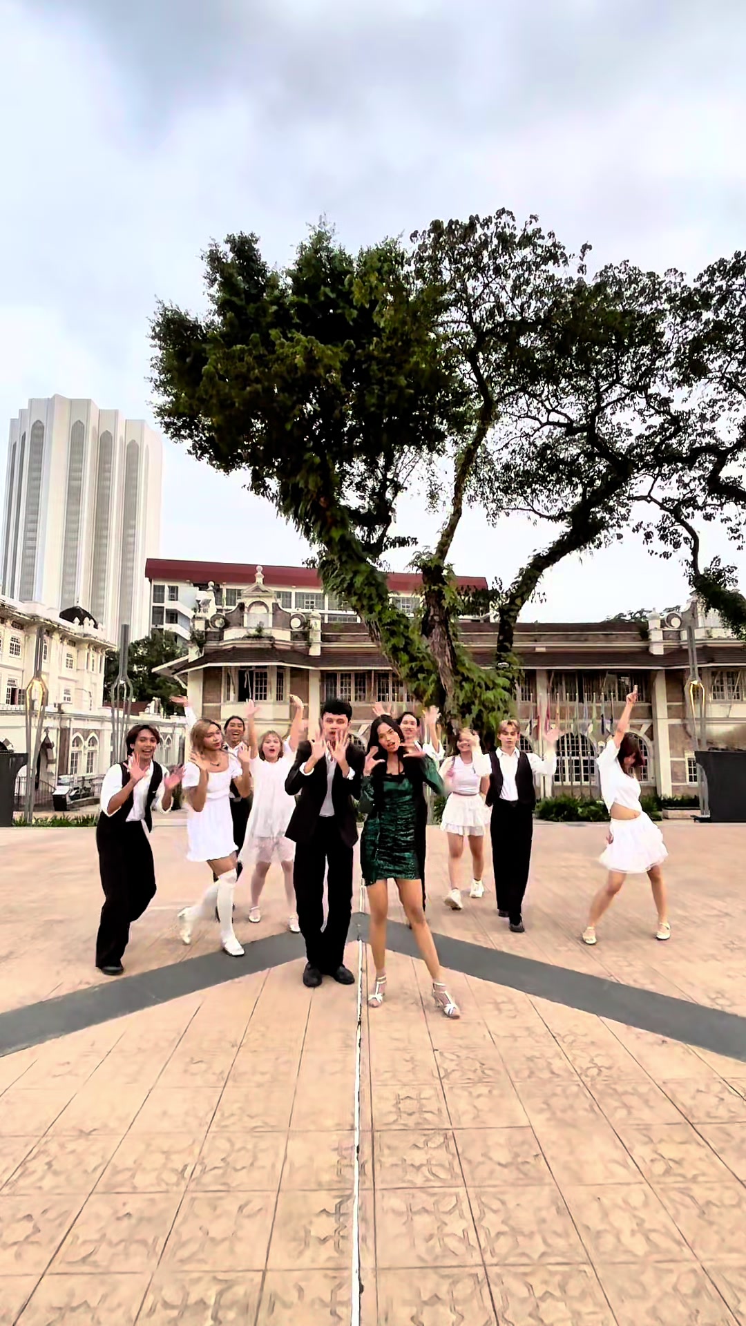 @glossy.dancecrew