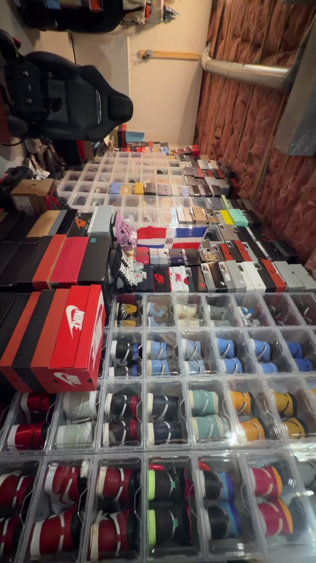 @sneakersundaii