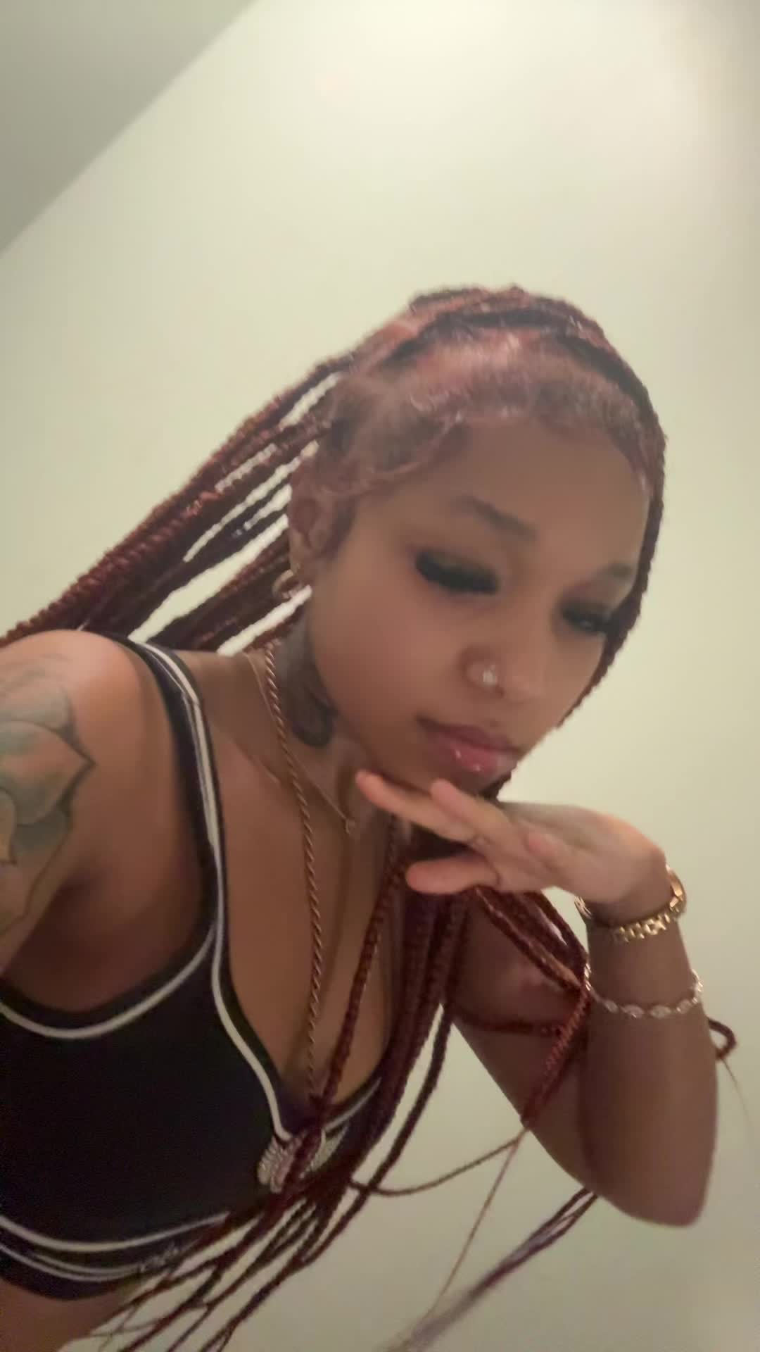 @🫧