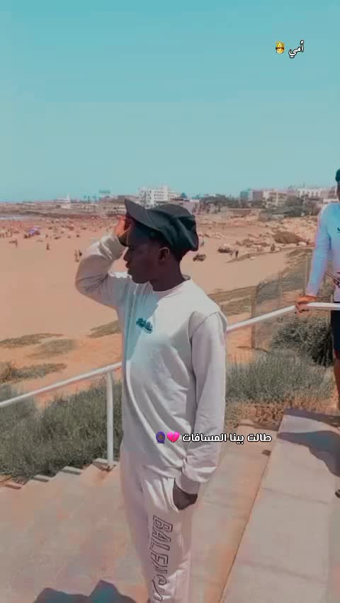 @سلـــــمونتي‟ي: 👻(✷‿✷)