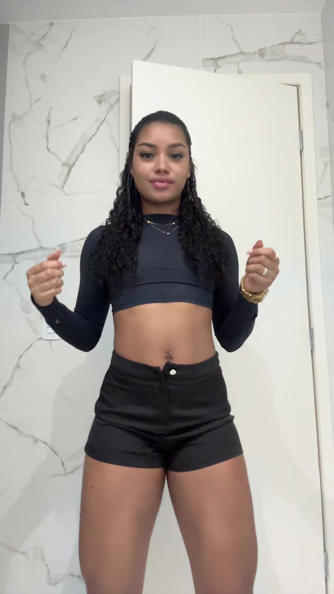 @Lara
