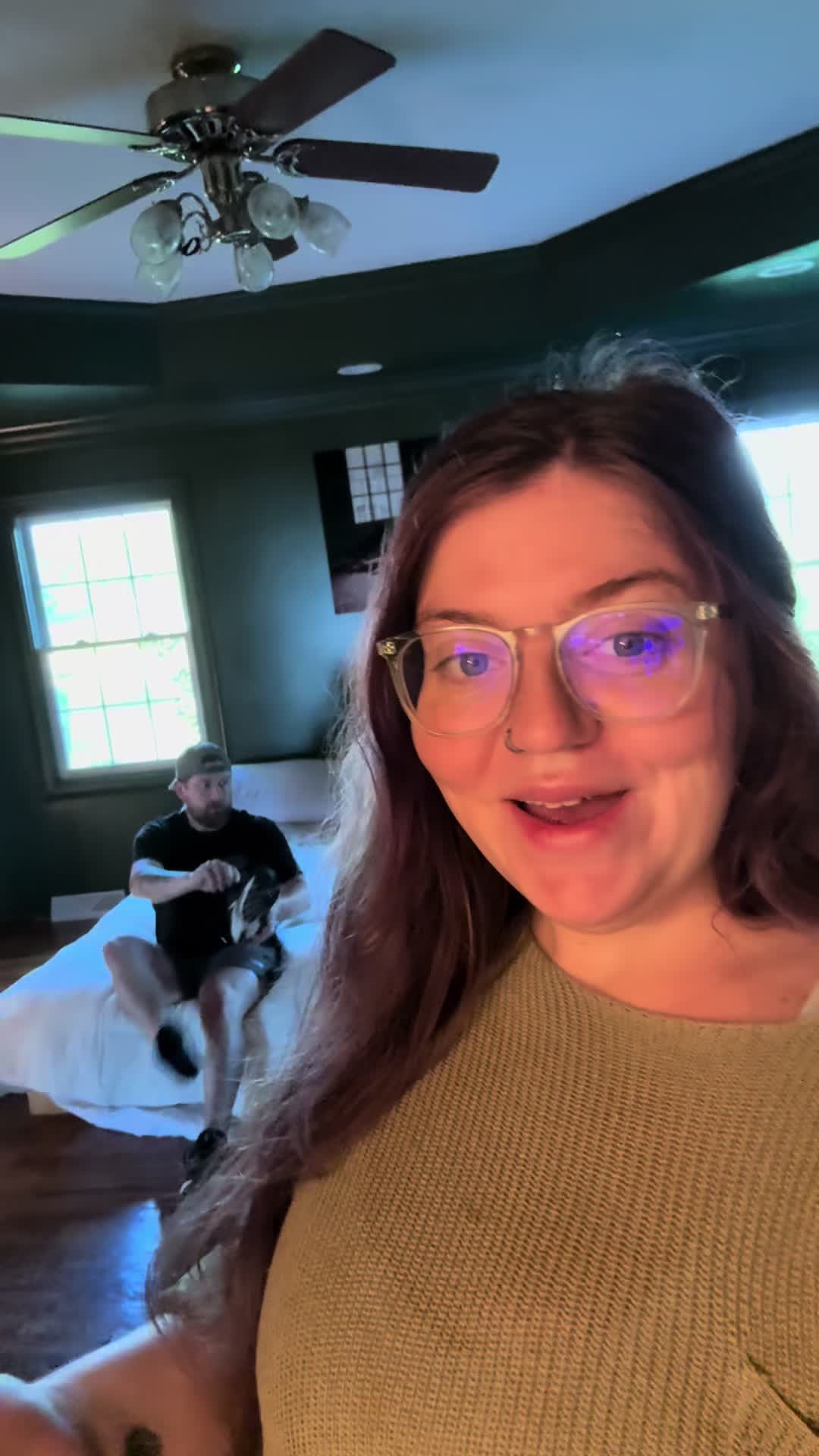 @thehannahrubin