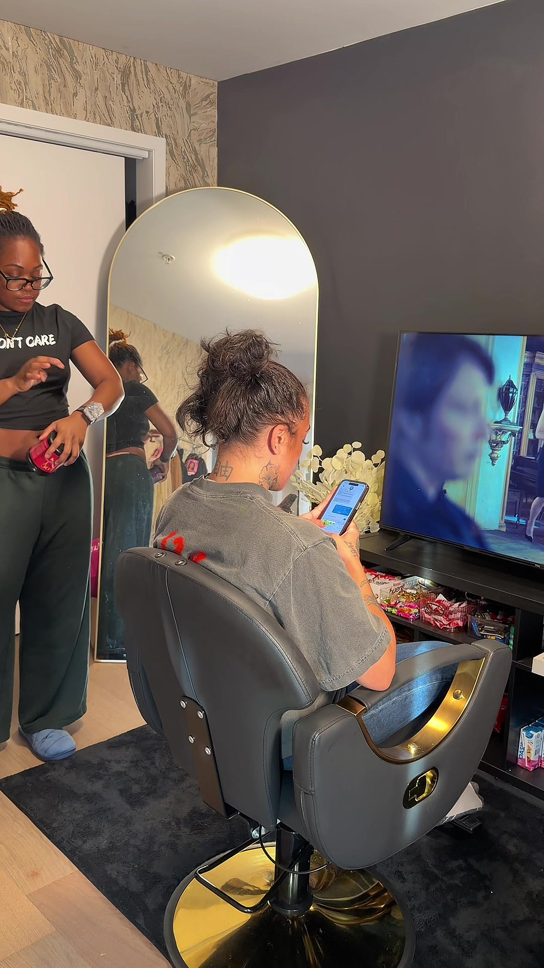 @DERA HAIRSTYLES