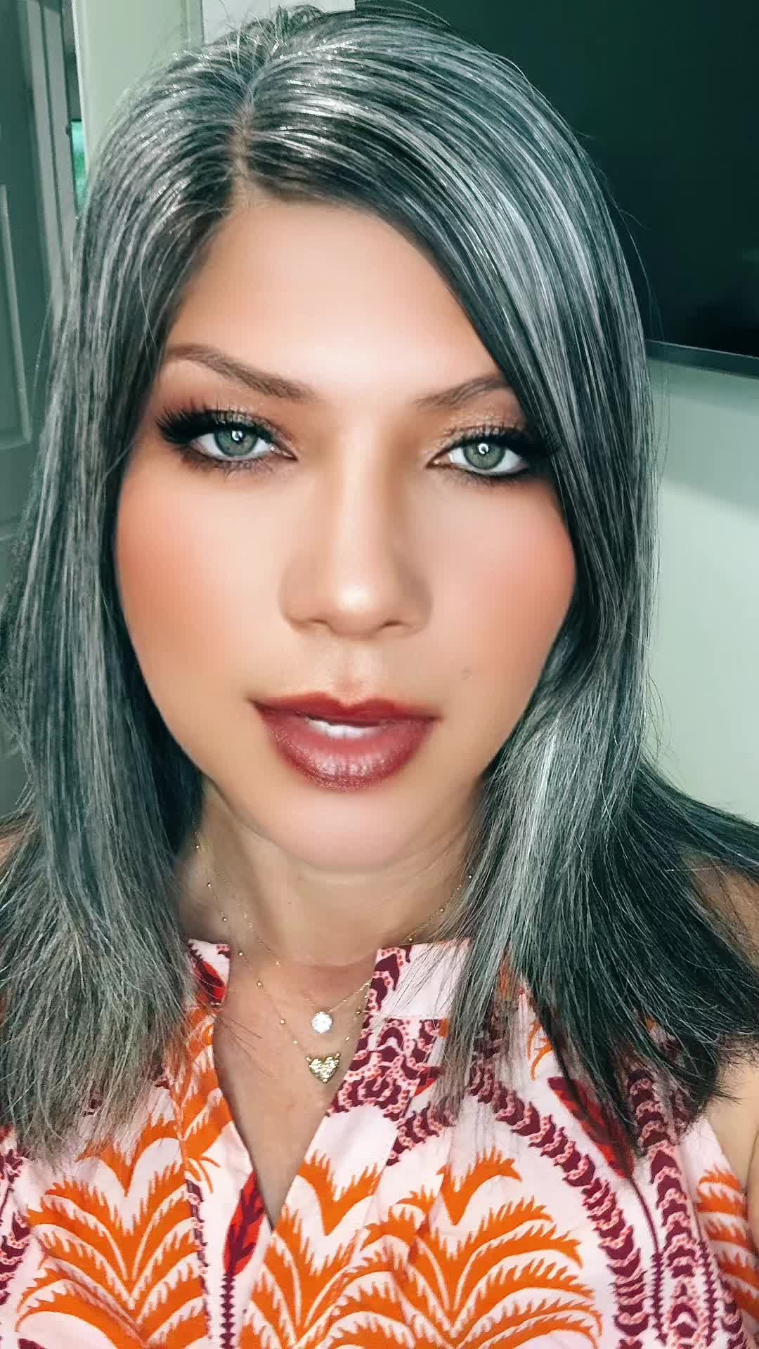 @♑️🦋🇺🇸Victoria Bella🇸🇻🦋