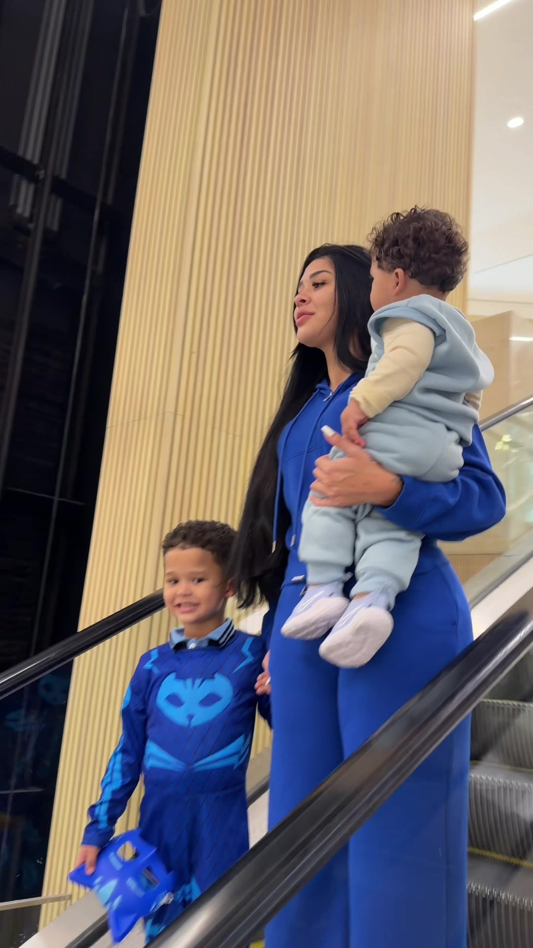 @Nina Santos