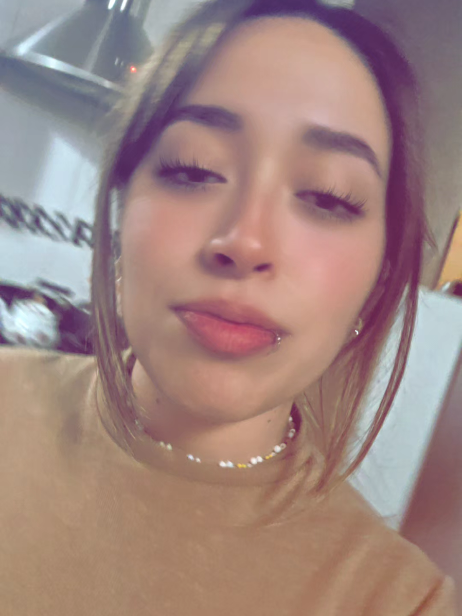 @Abril Alvarado❤