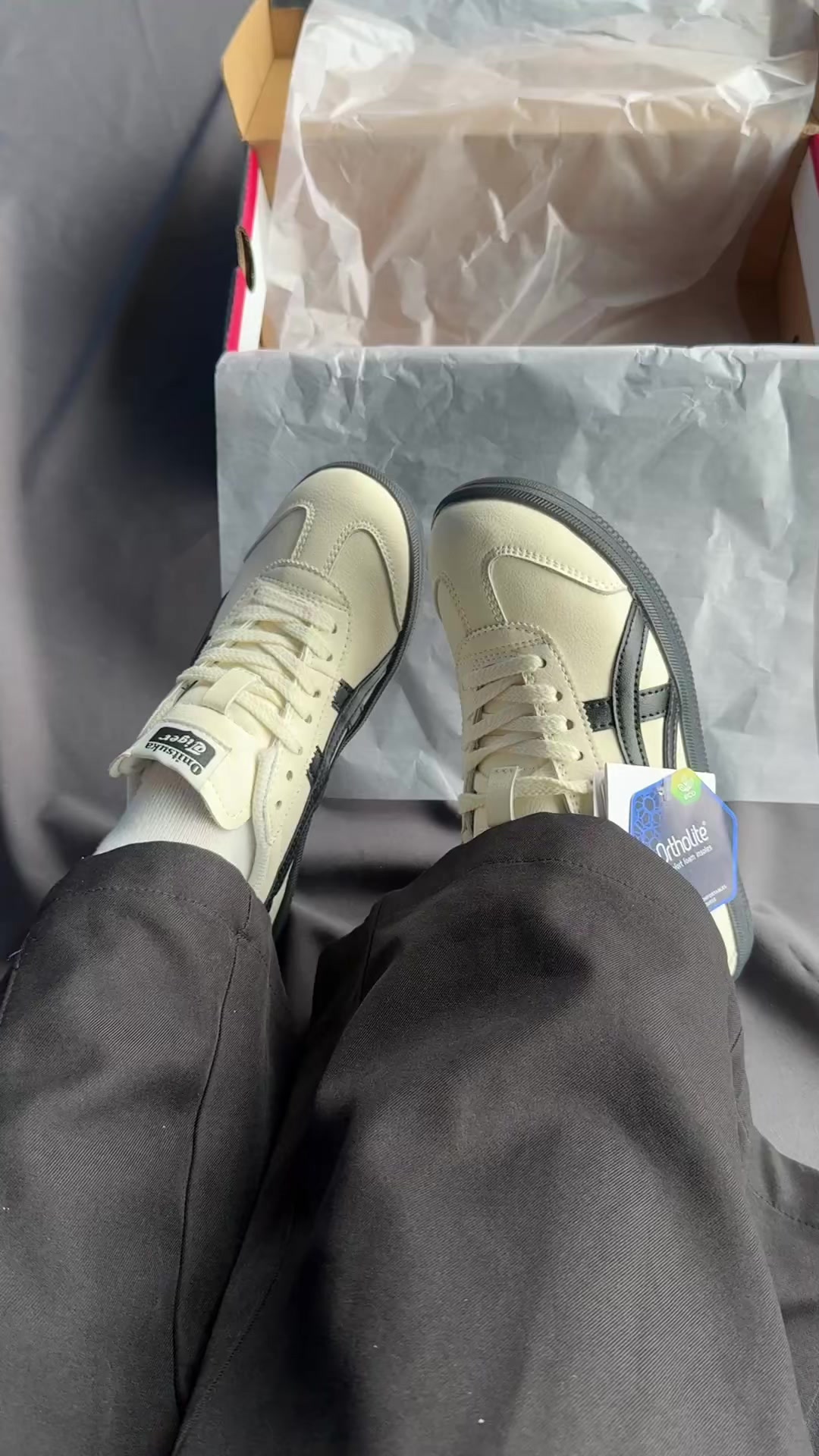 @HL Shoes Store