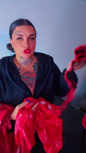 @Mistress Dolly