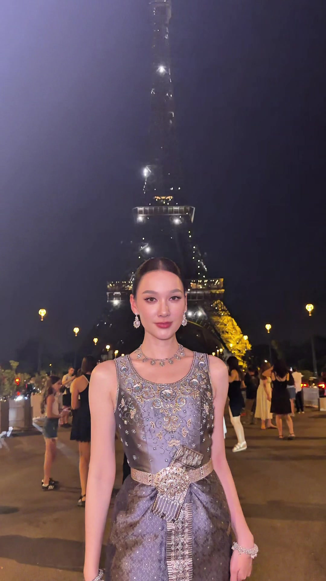 @Diana Flipo | เดียร์น่า