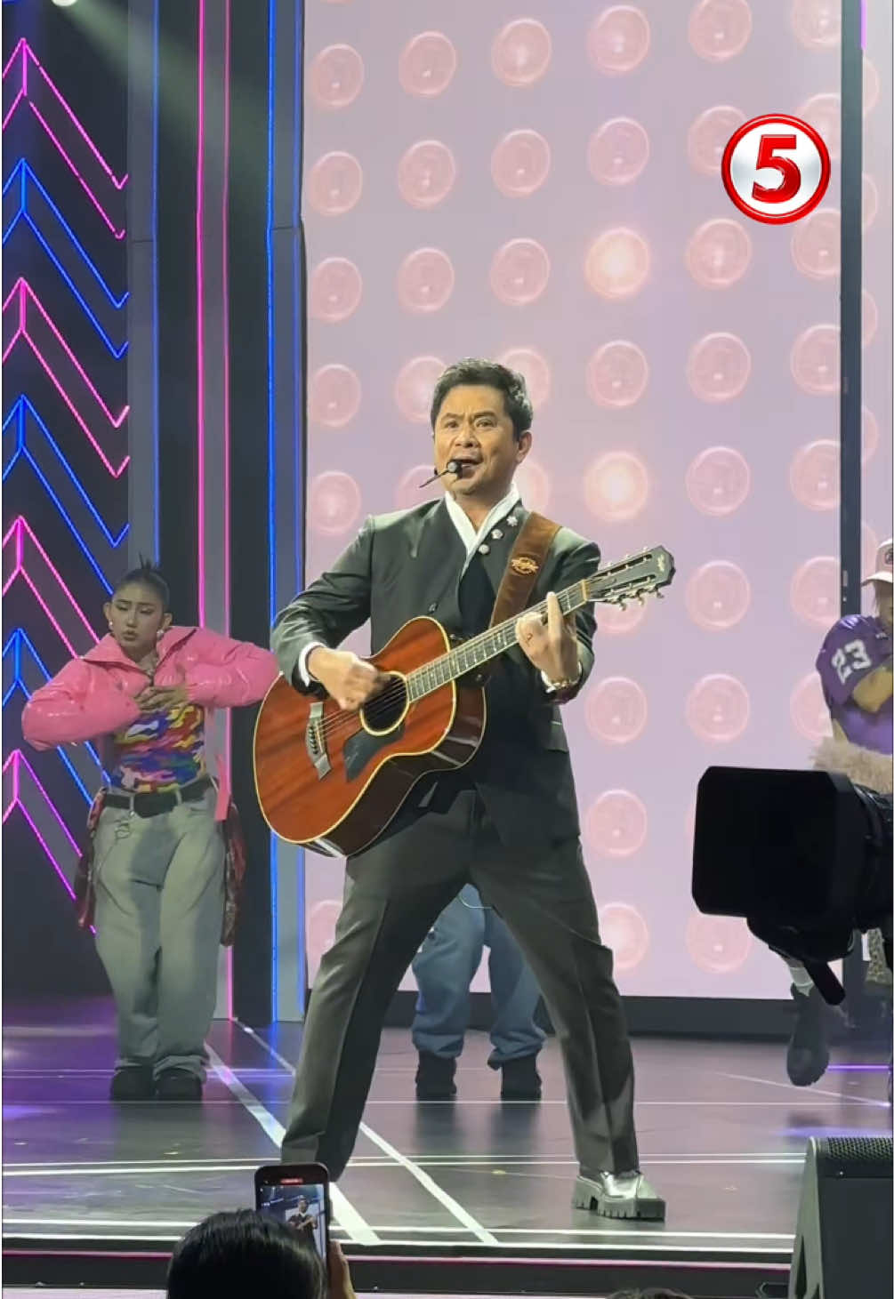 @TV5