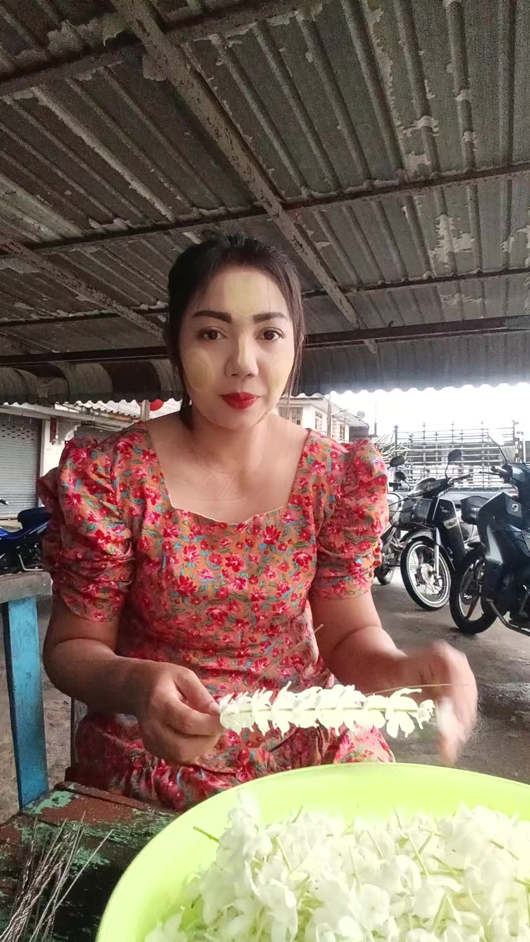 @ဖြိုးဖြိုး