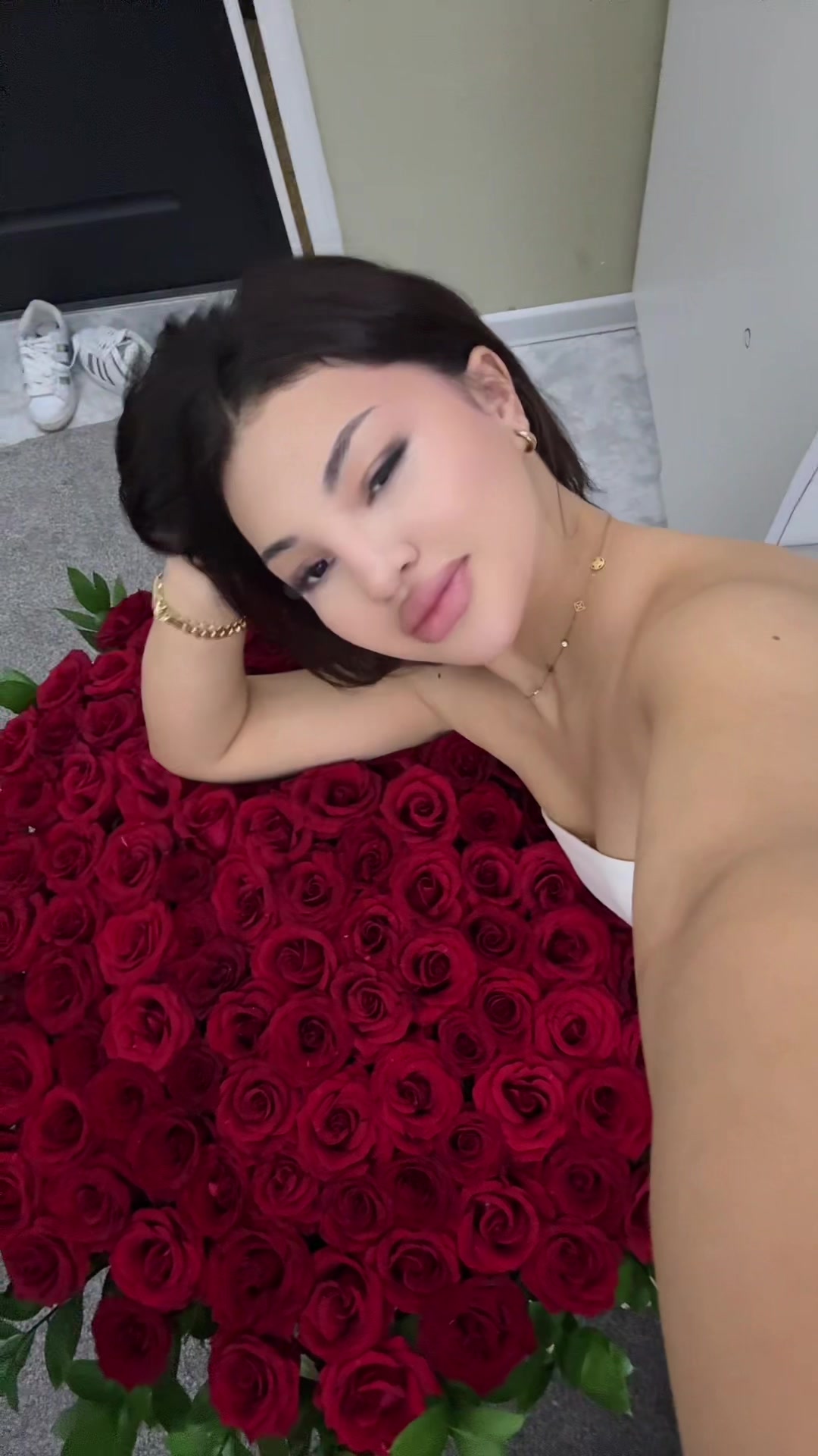 @Мари