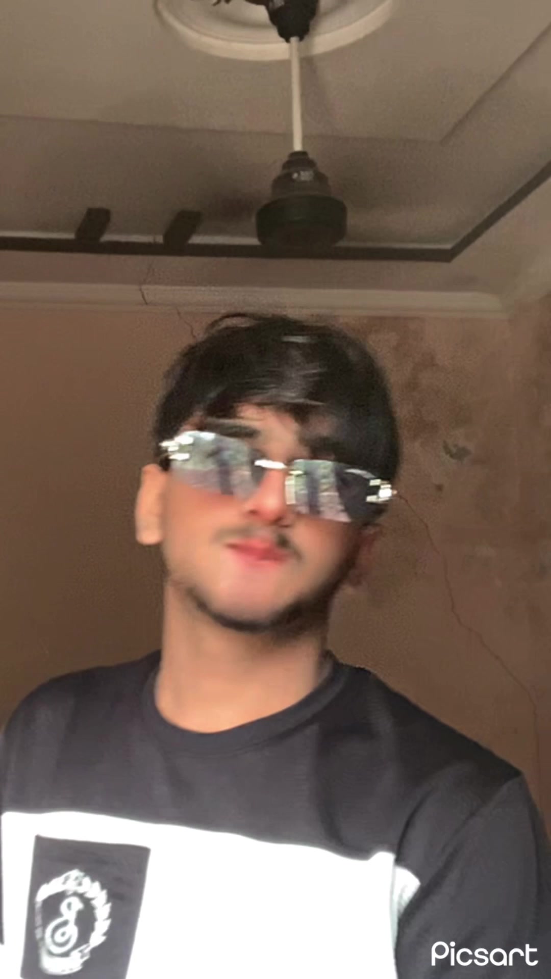 @Mr Tayyab 🤫