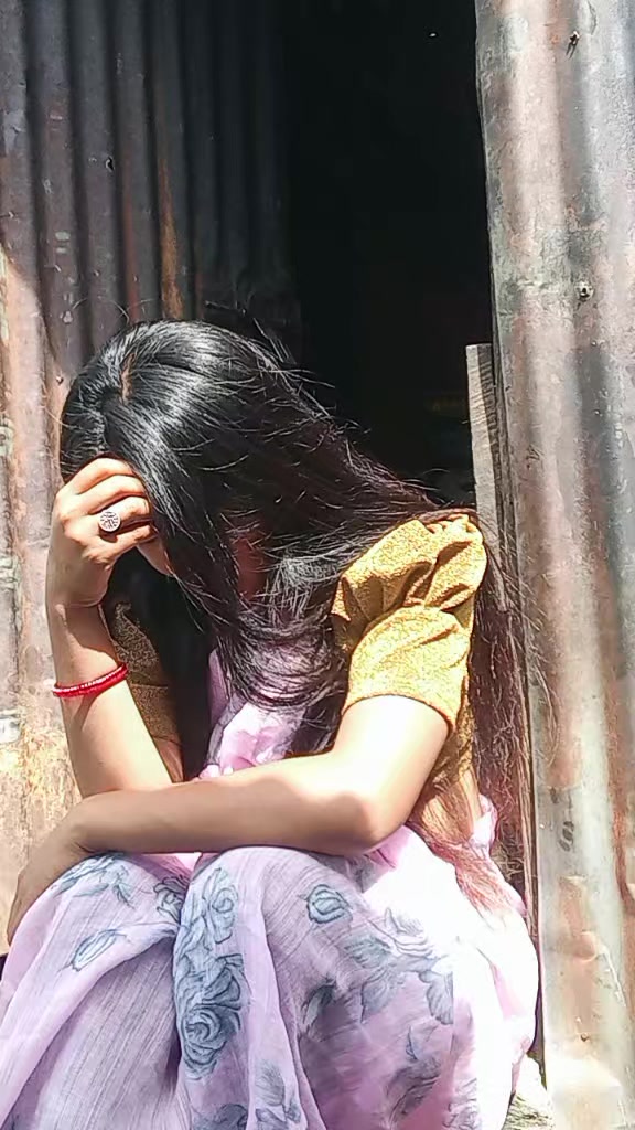 @santu maya tamang🌼🌺