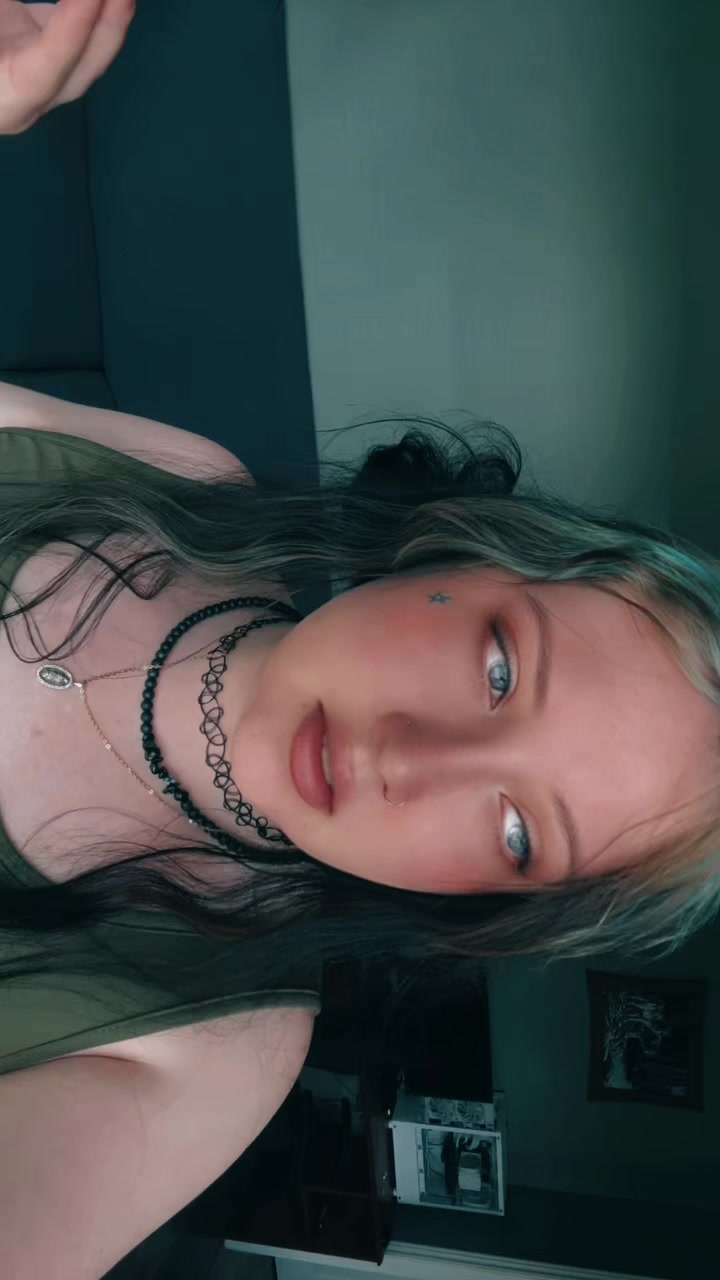 @Trippyhippywitchy