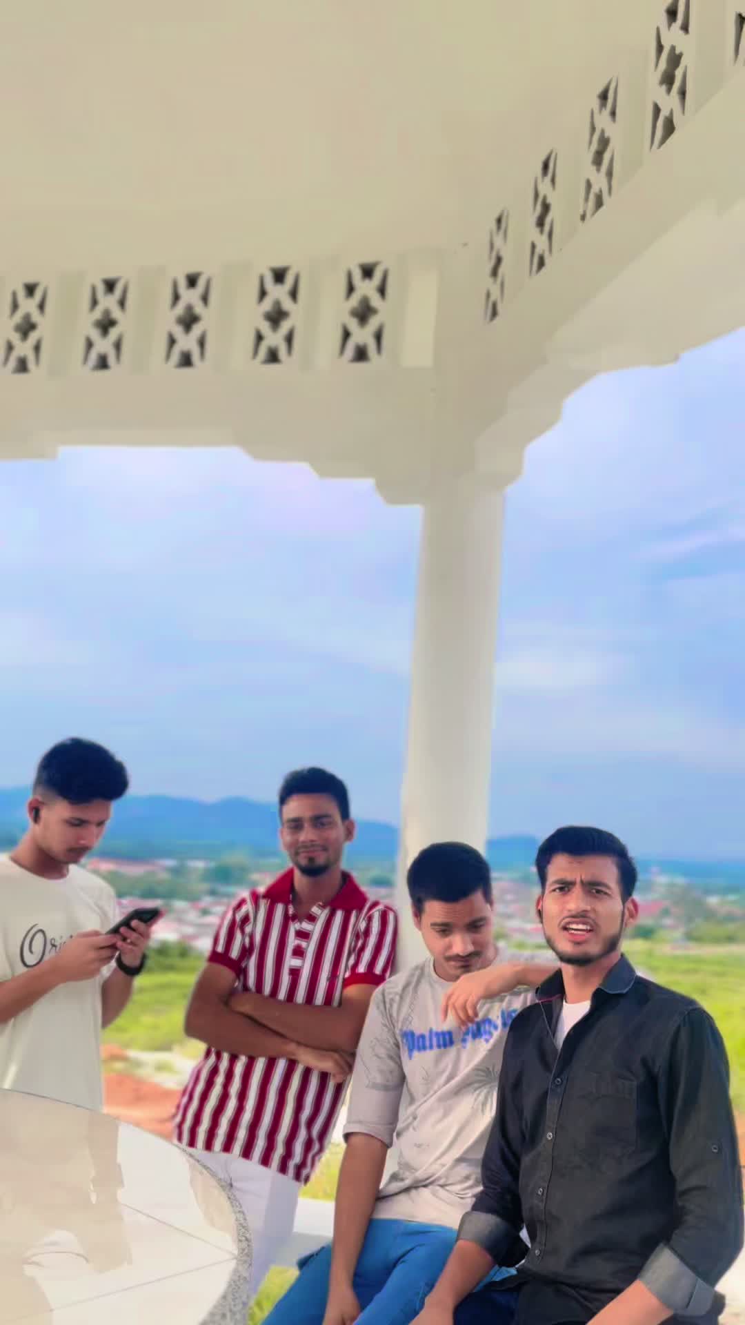@BRAND🦋RAJU