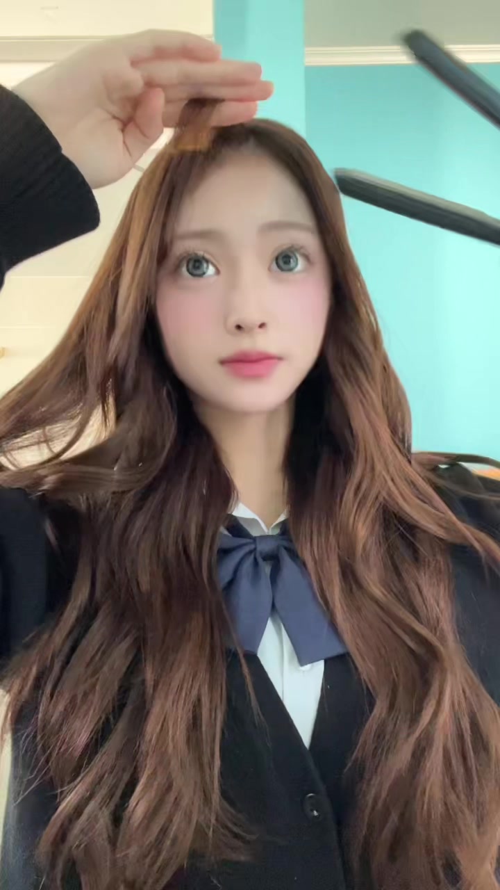 @胡晴