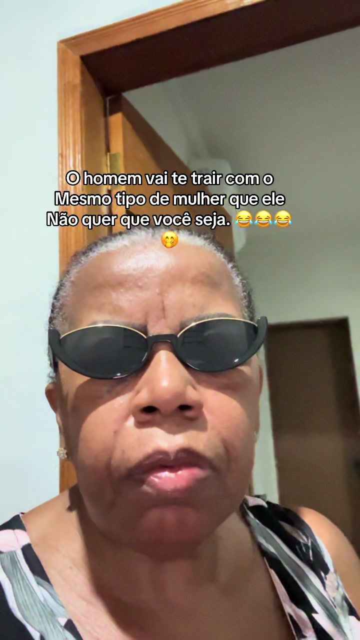 @memezeiras_.