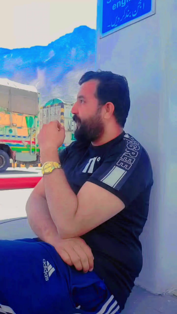 @Mughal larka ,🔥😀