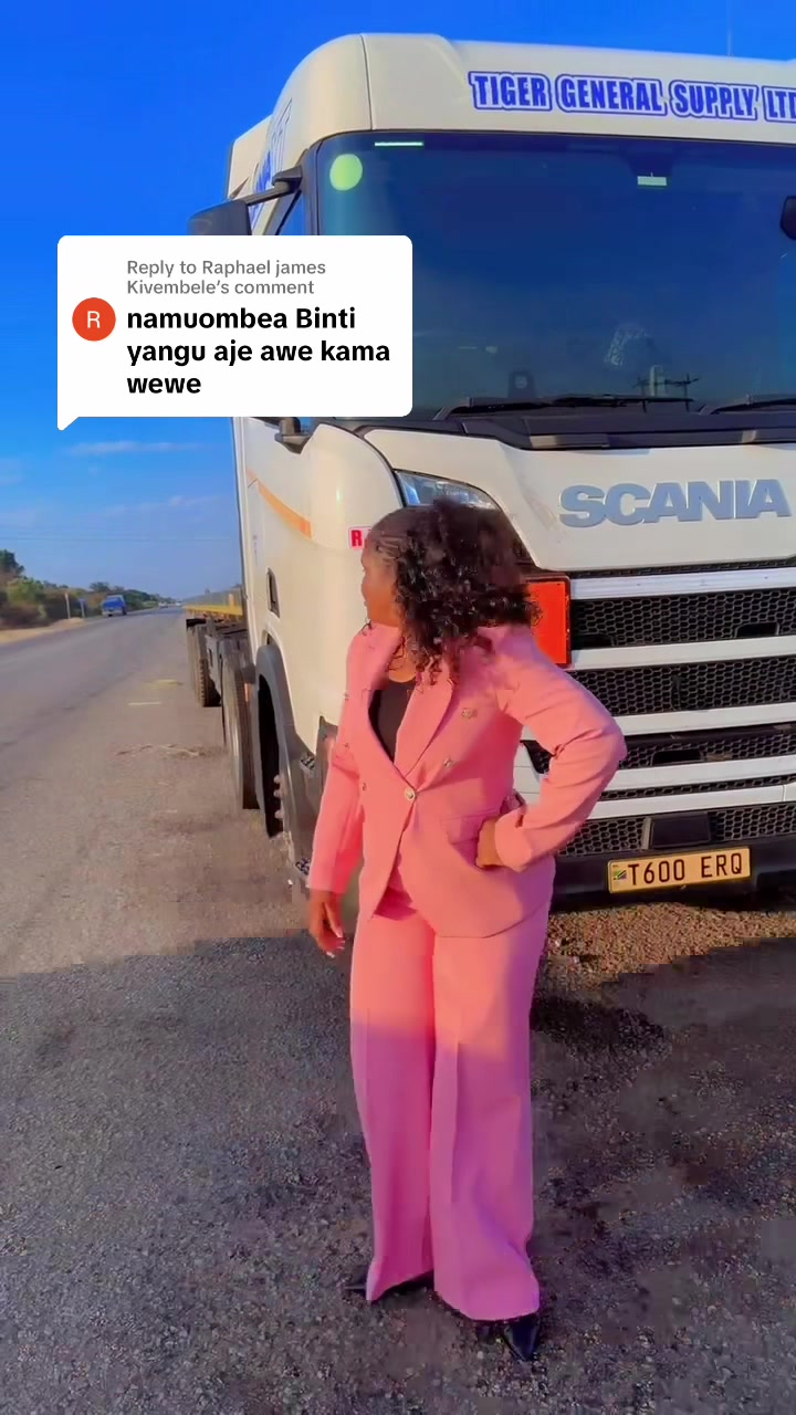 @Monica mnyantuzu