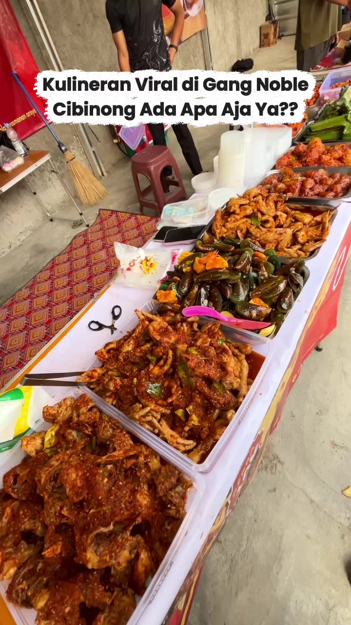 @Ade Rahmat Kuliner &bull; BOGOR