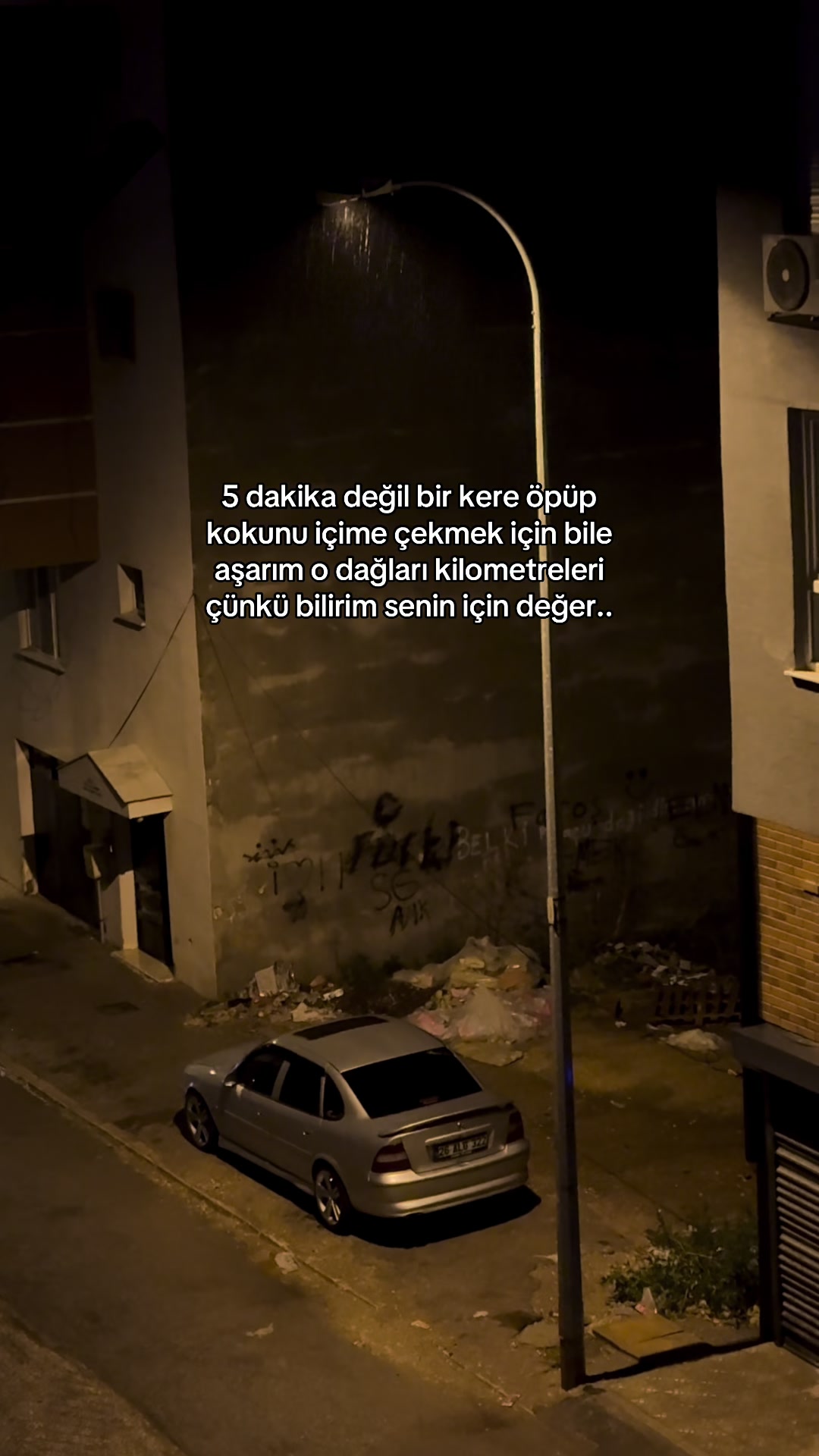 @𝑒𝑚𝑟𝑒 𝑦.