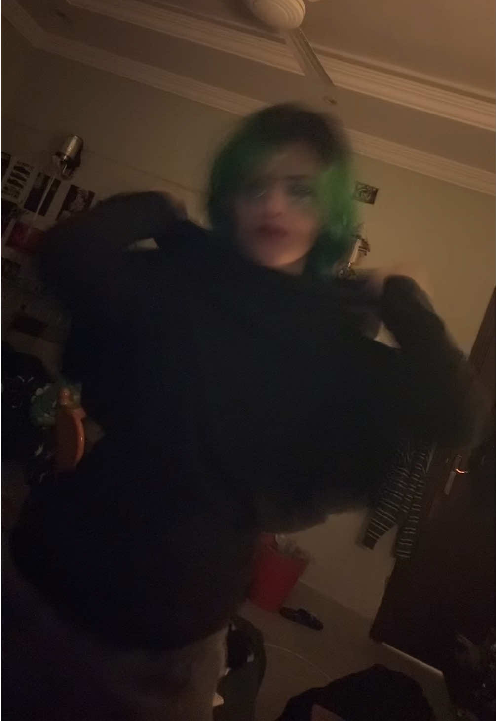 @JOJ!