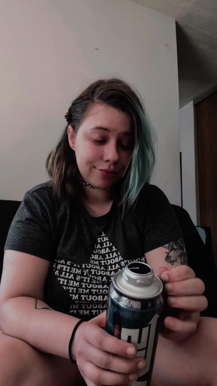 @buzzedqueen