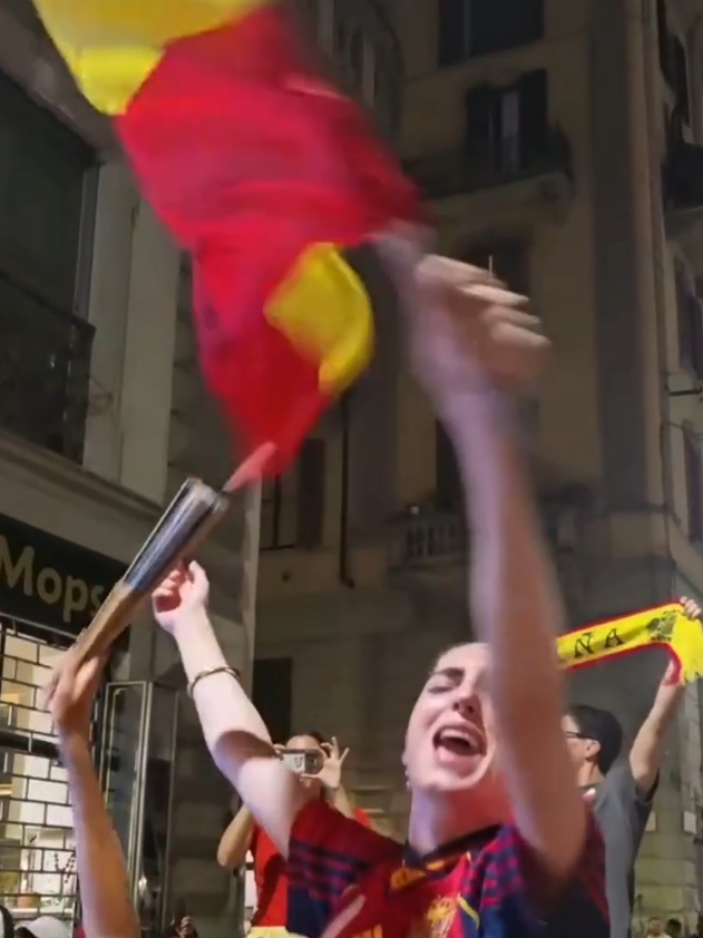 @Querida Patria