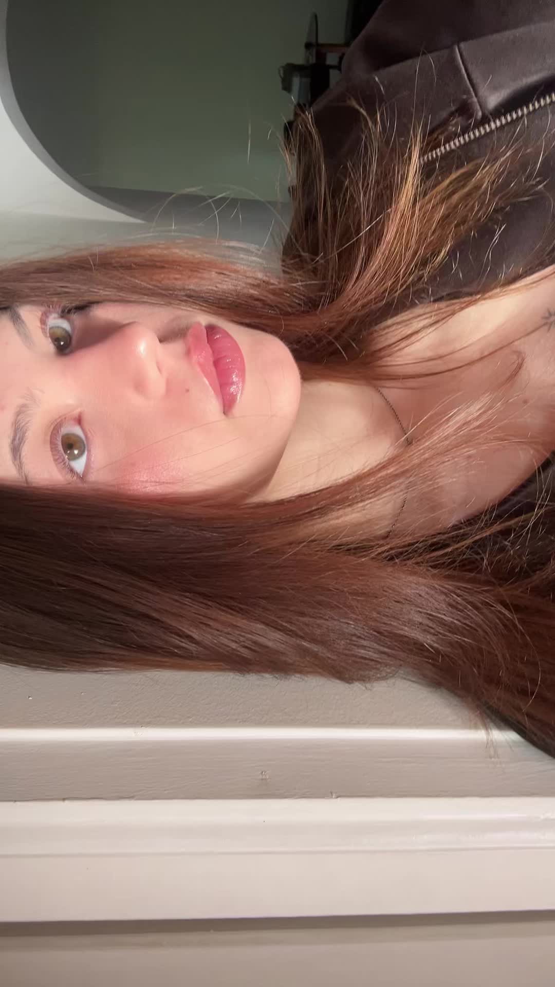 @Larinha