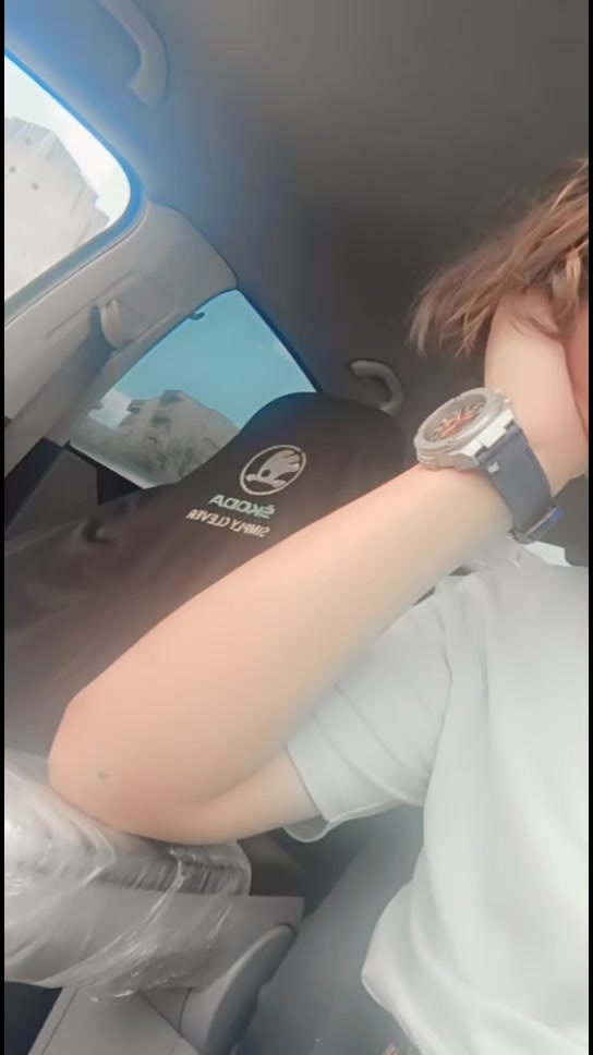 @亗♛𝓟𝓮𝓽𝓲𝓽 𝓟𝓻𝓲𝓷𝓬𝓮 亗♛