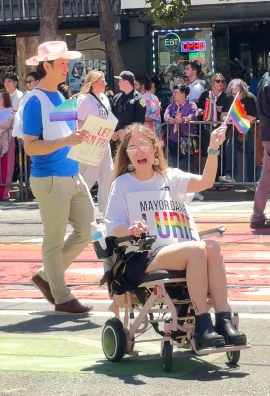 @Pride•ority