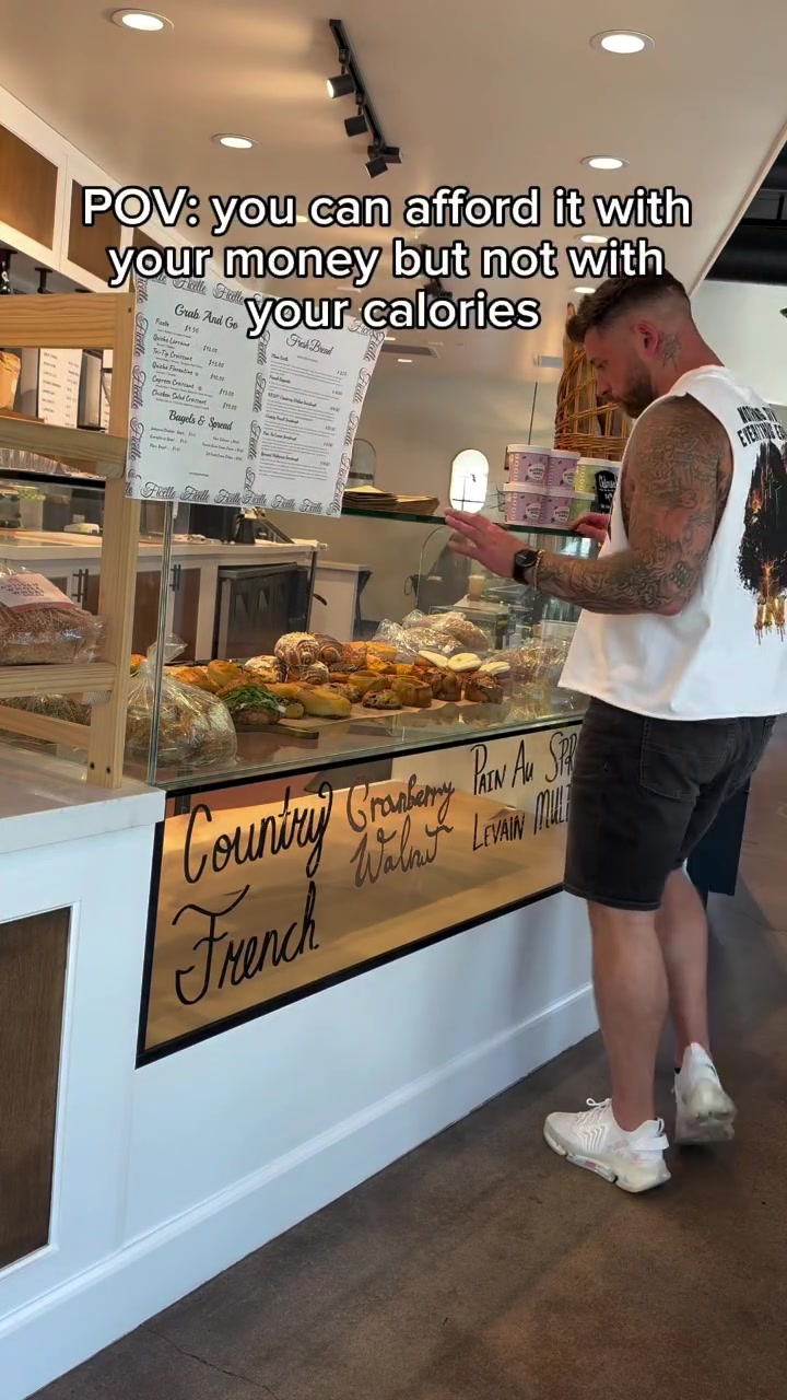 @_kevykevv