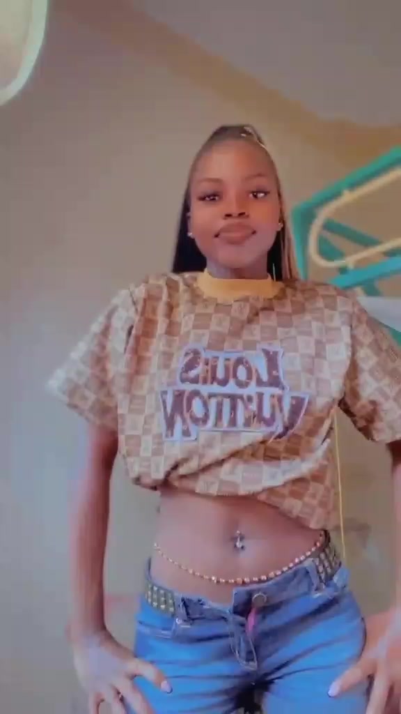 @waist-queen🍓D💋