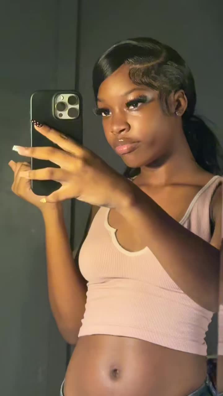 @jxynoya_